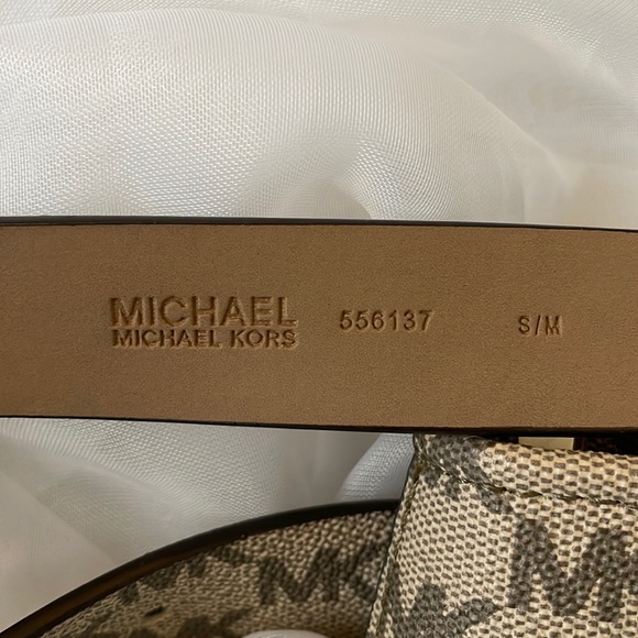 MICHAEL KORS AUTHENTIC COATED CANVAS MONOGRAM BELT BAG BEIGE & BROWN • LIKE NEW - Picture 5 of 8
